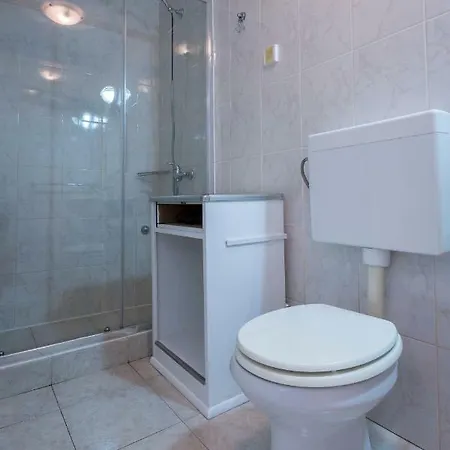 Апартаменты Goga Мали-Лошинь