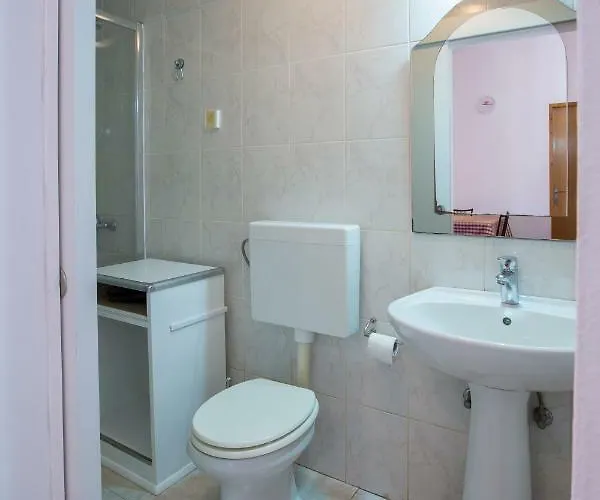 アパート Goga マリ・ロシニュ